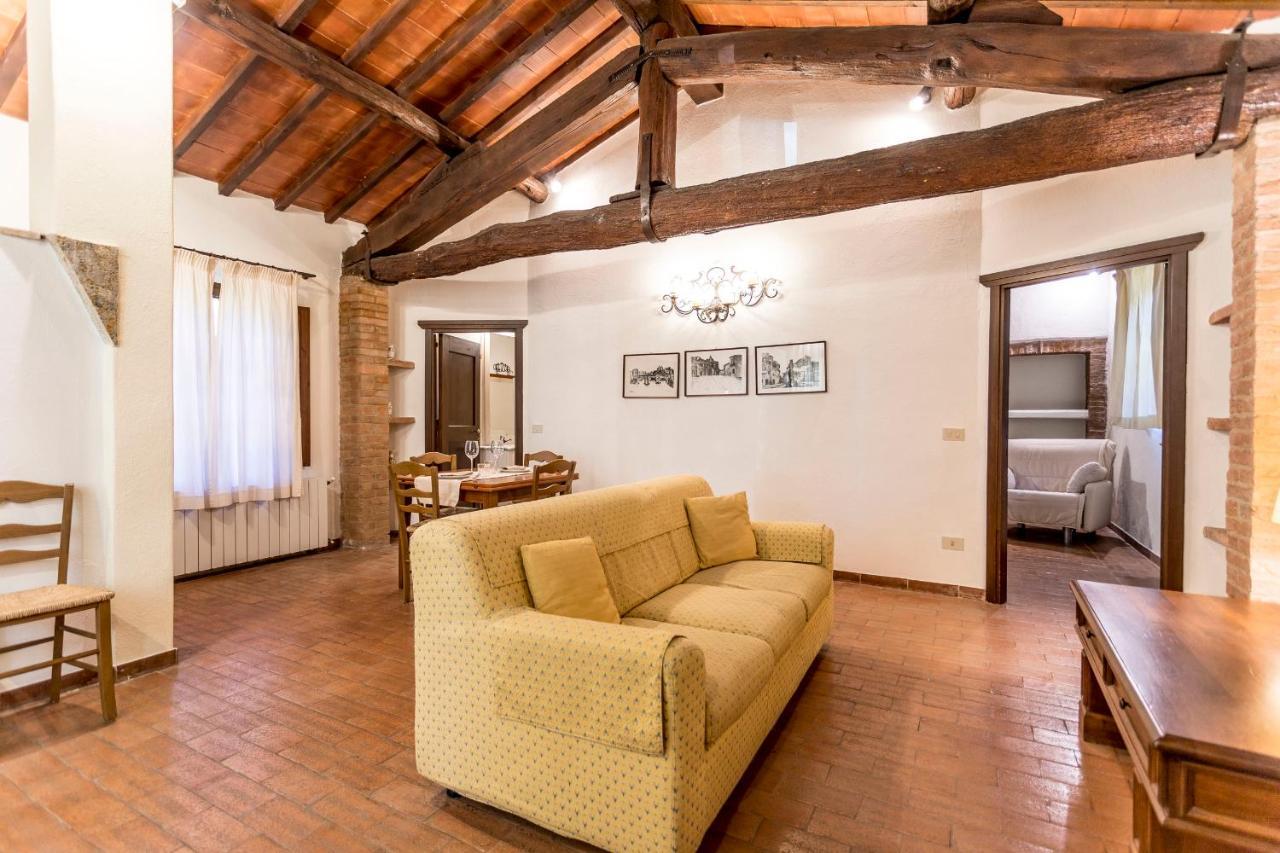 Hostal Borgo Il Poggiaccio Residenza D'Epoca Sovicille Exterior foto