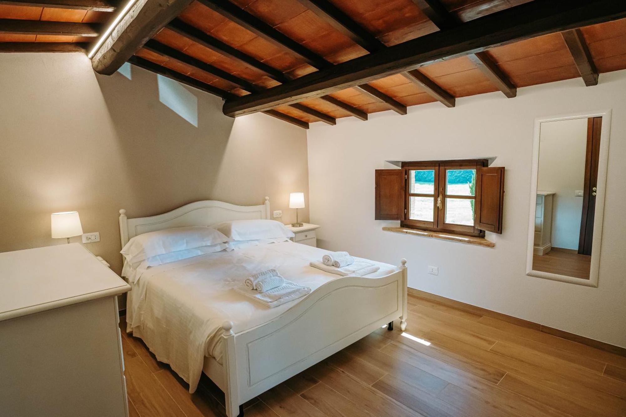 Hostal Borgo Il Poggiaccio Residenza D'Epoca Sovicille Exterior foto