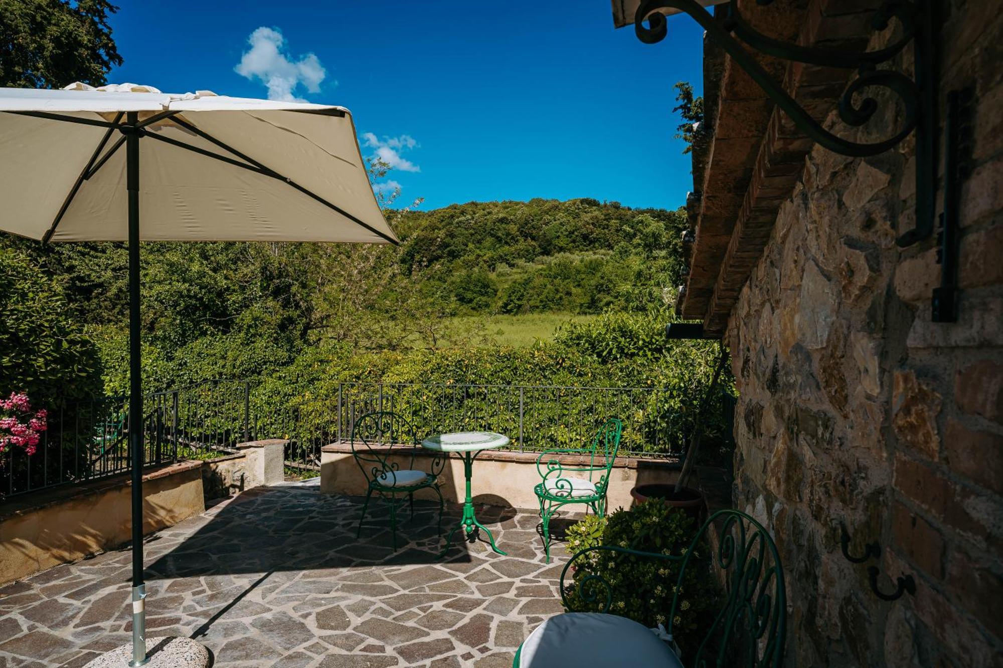 Hostal Borgo Il Poggiaccio Residenza D'Epoca Sovicille Exterior foto