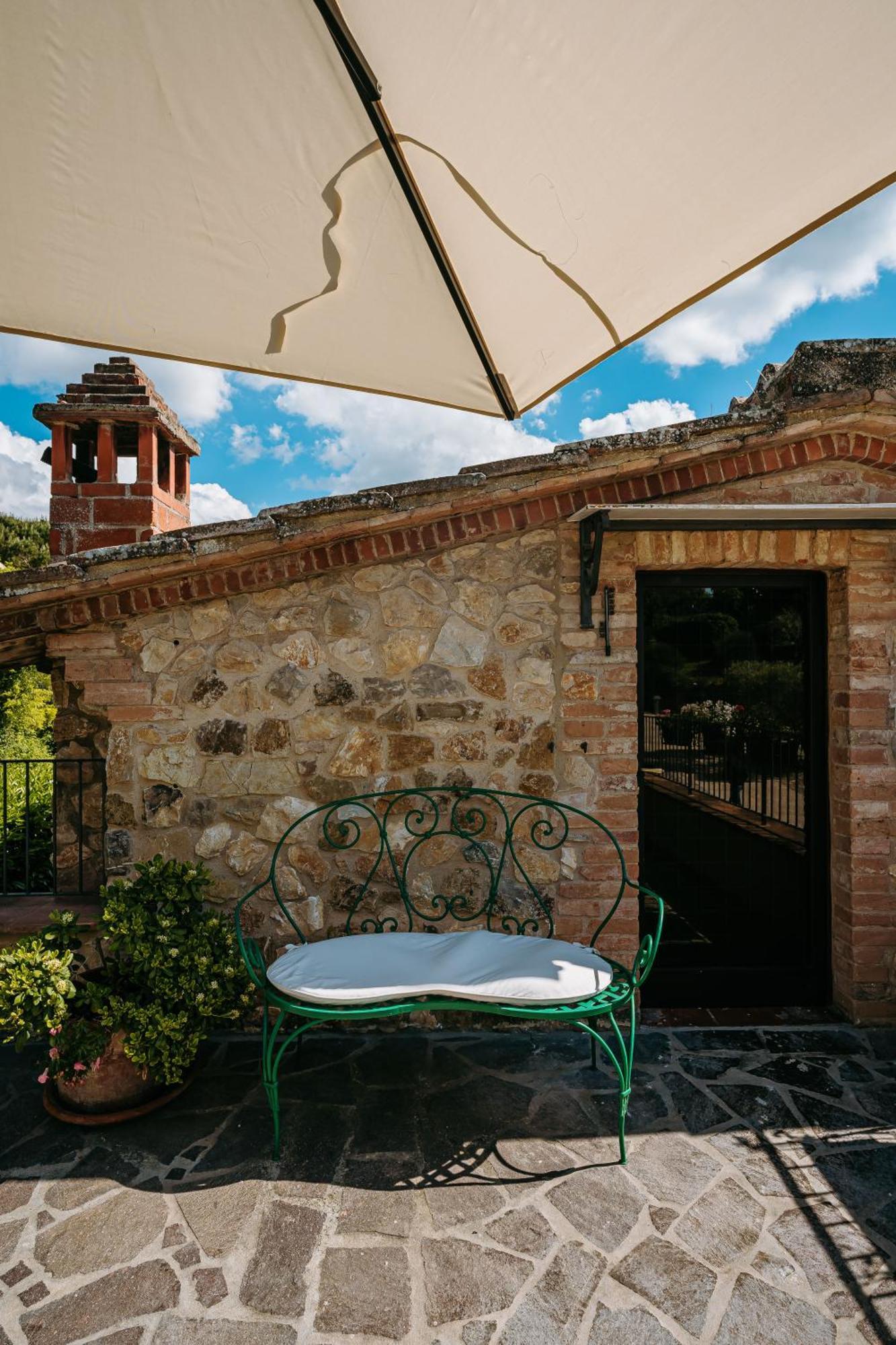 Hostal Borgo Il Poggiaccio Residenza D'Epoca Sovicille Exterior foto