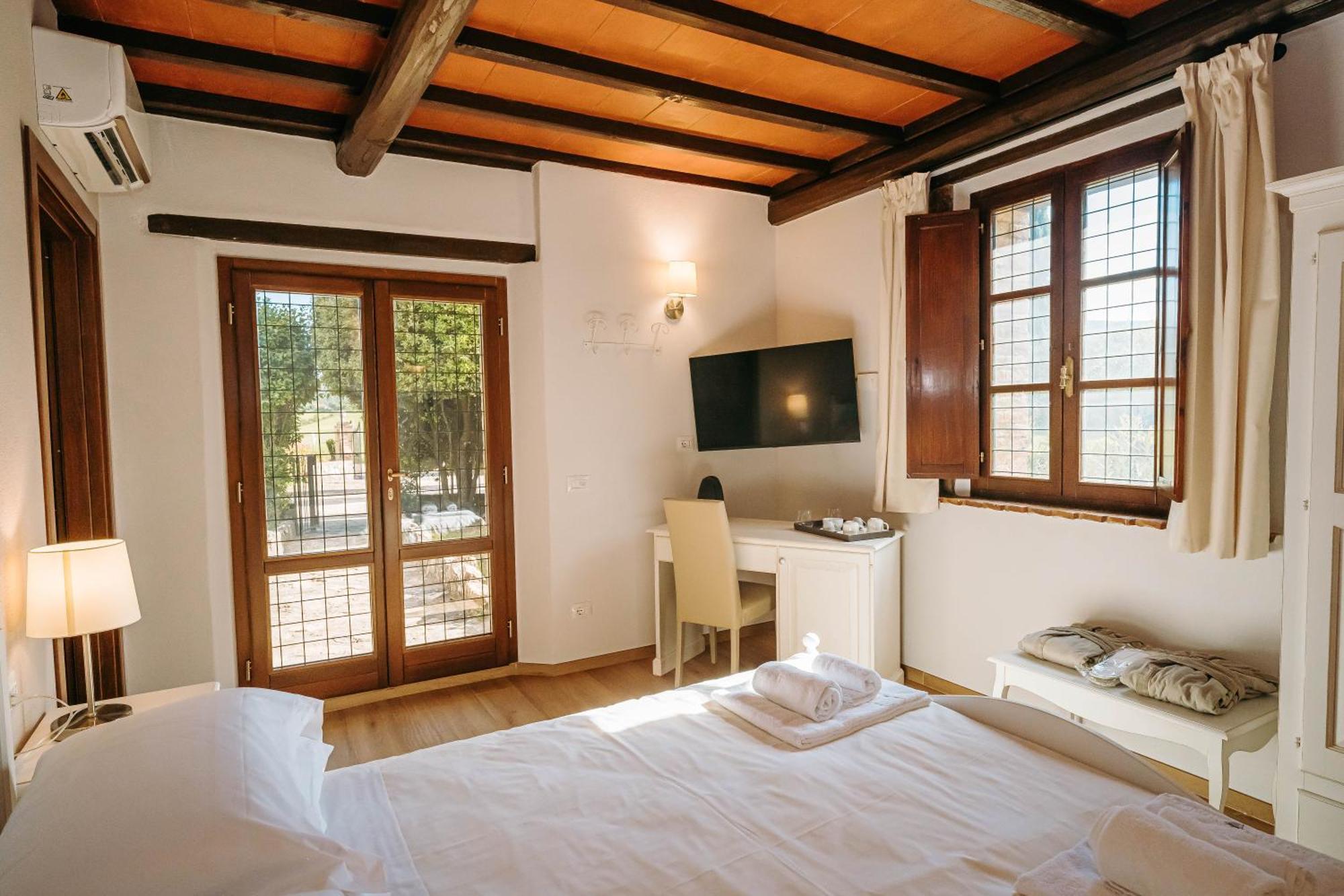 Hostal Borgo Il Poggiaccio Residenza D'Epoca Sovicille Exterior foto