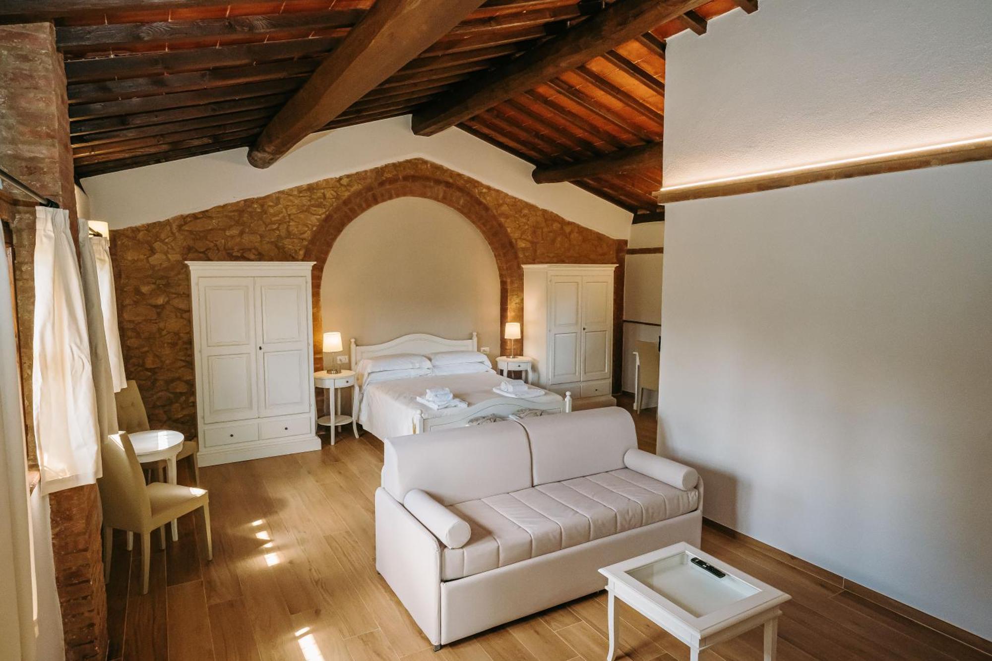 Hostal Borgo Il Poggiaccio Residenza D'Epoca Sovicille Exterior foto
