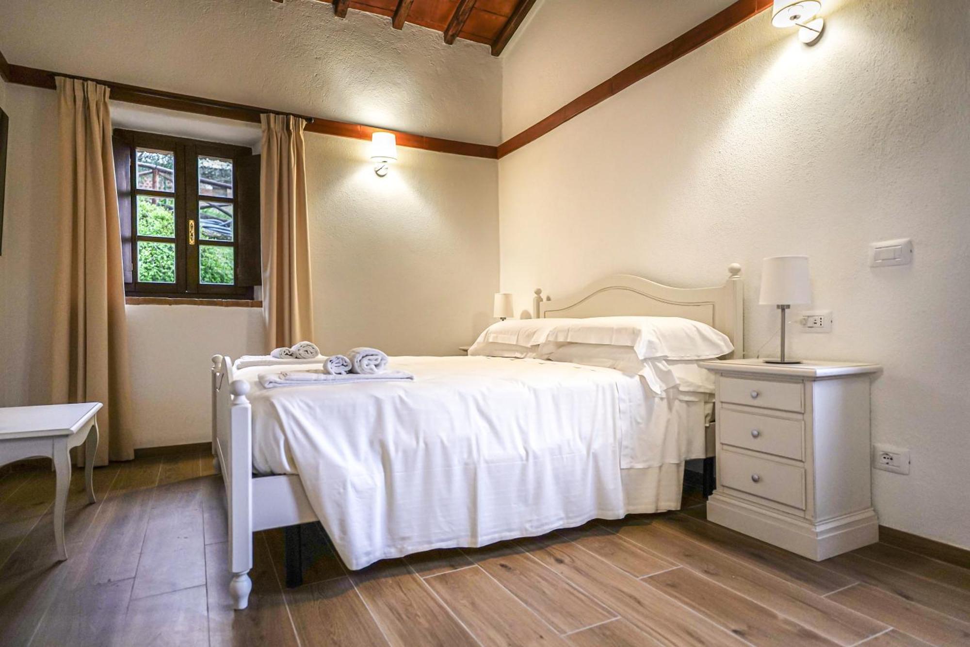 Hostal Borgo Il Poggiaccio Residenza D'Epoca Sovicille Exterior foto